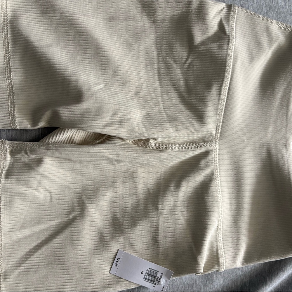 Old Navy Cream Athletic Shorts